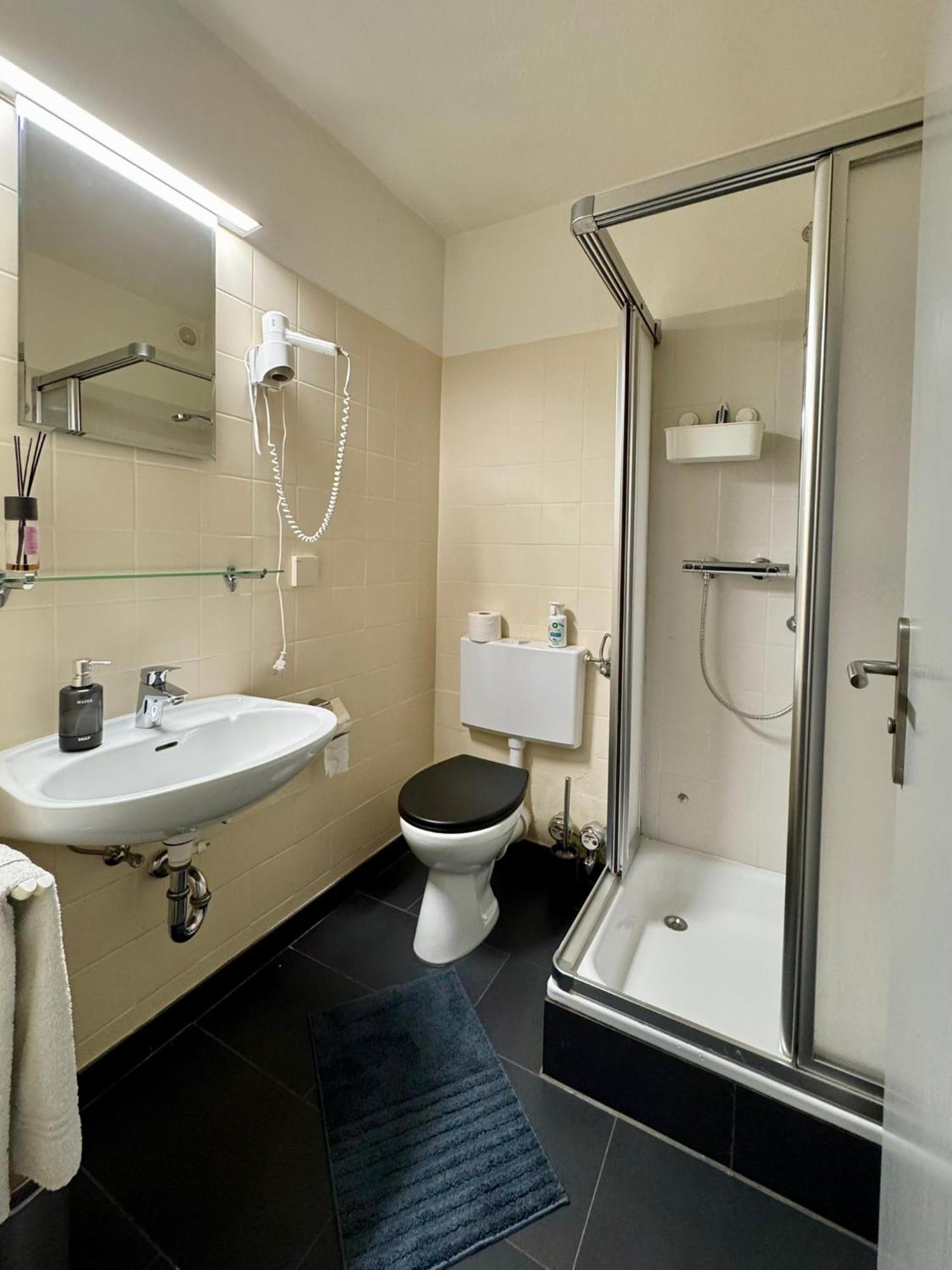 Ferienwohnung Sonnentraum - Appartement 5 Willingen 빌링겐 외부 사진